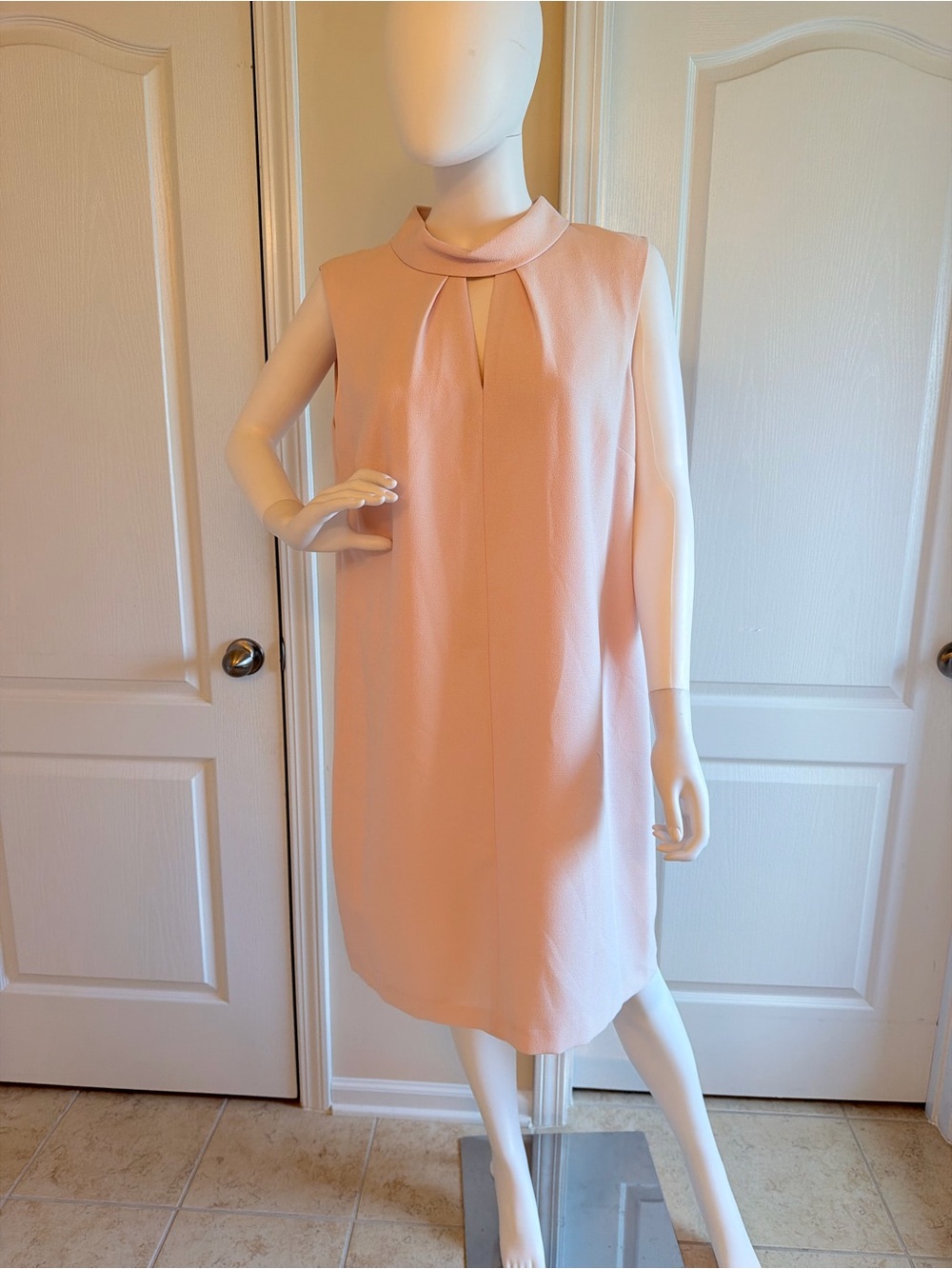 New Karl Lagerfeld Paris Sleeveless Blush Pink Mock Neck Shift Dress Size 14